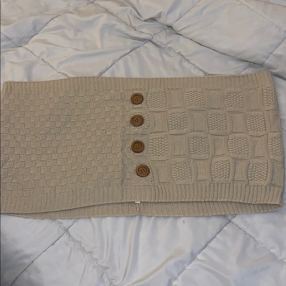 Accessories - Oatmeal with buttons infinity scarf brand new